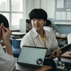최형욱 역 이효제